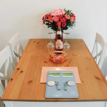 Lovely In With Wifi 別荘