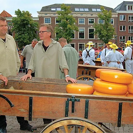 Lovely In With Wifi Vakantiehuis