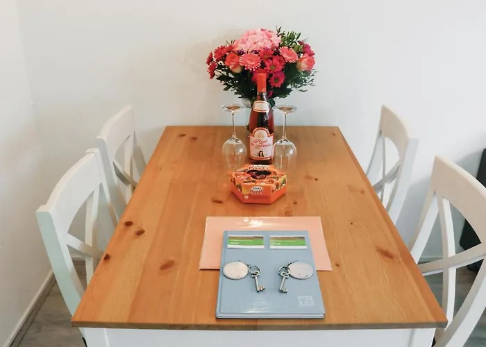 Lovely In With Wifi 度假居