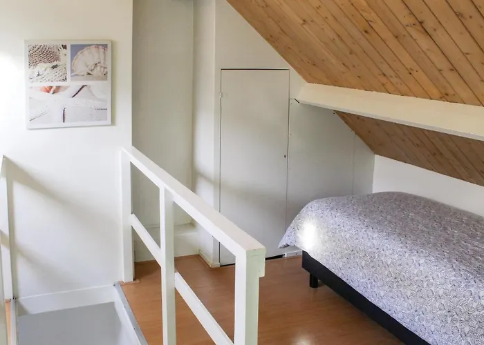 Lovely In With Wifi 海边的艾格蒙特