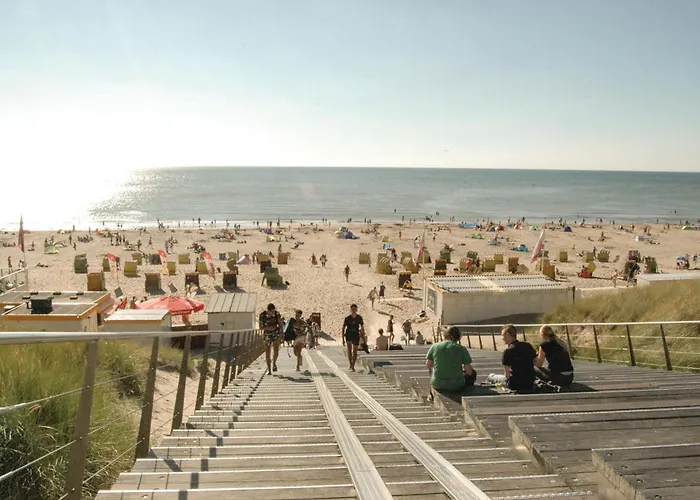 Lovely In With Wifi 海边的艾格蒙特